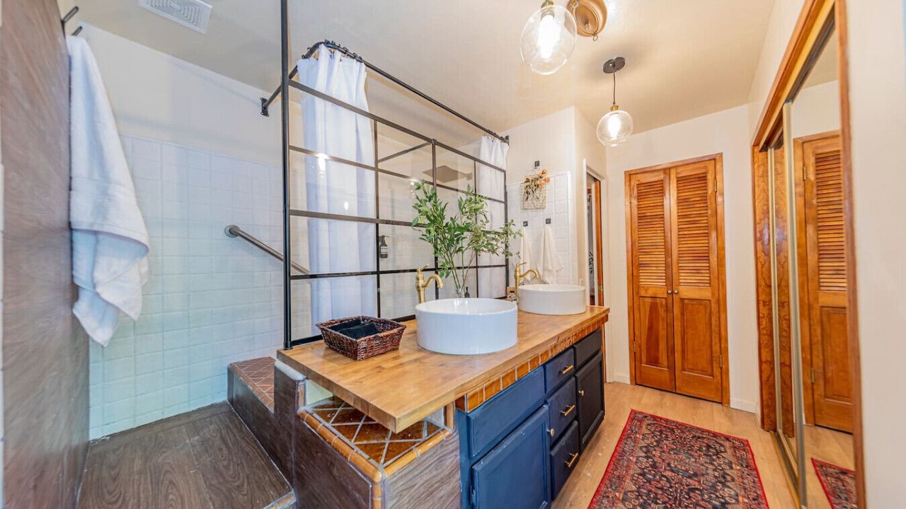 Photo of Bathroom in Oakhurst