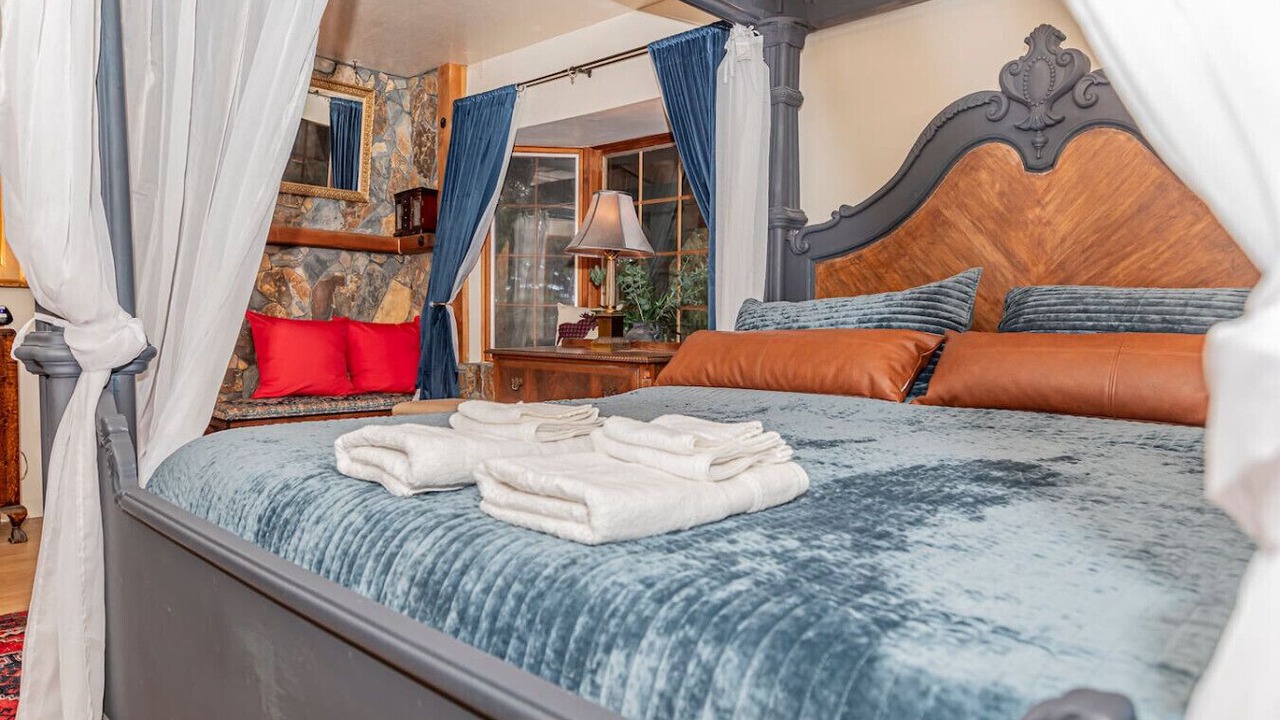 Photo of Bedroom in Oakhurst