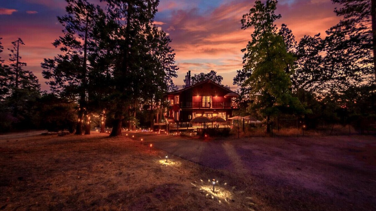 Photo of Outdoor in Oakhurst