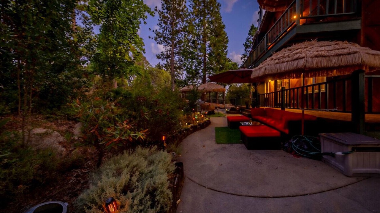 Photo of Patio Balcony in Oakhurst