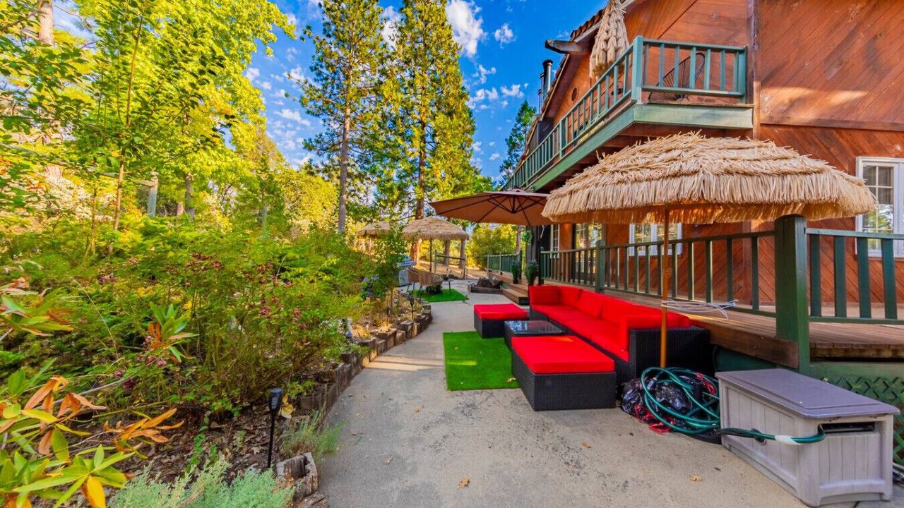 Photo of Patio Balcony in Oakhurst