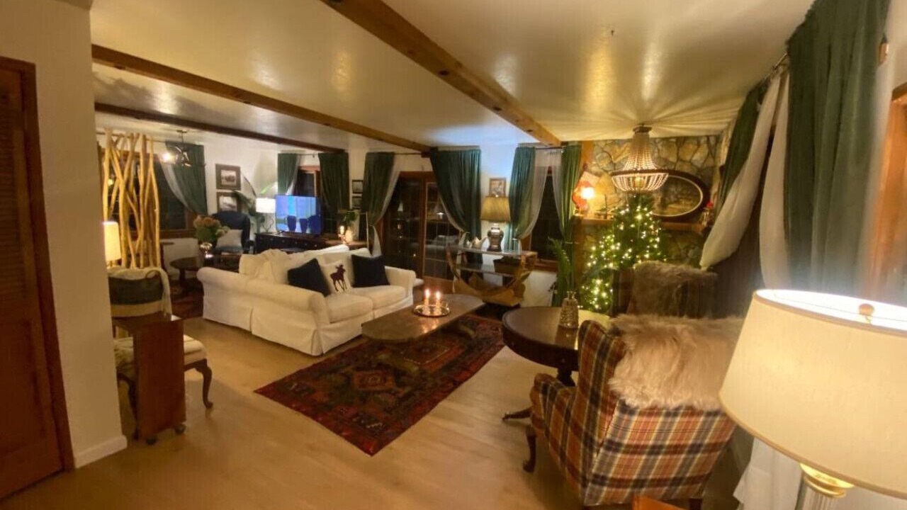 Photo of Livingroom in Oakhurst
