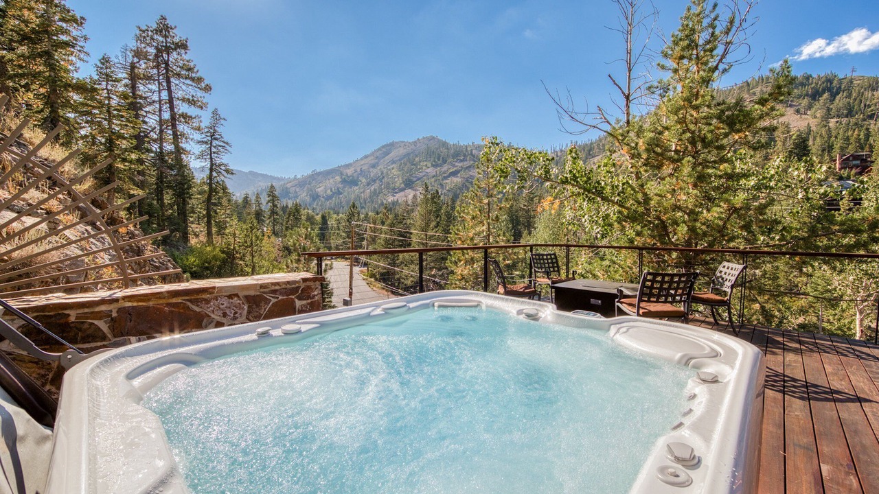 Photo of Outdoor in Alpine Meadows