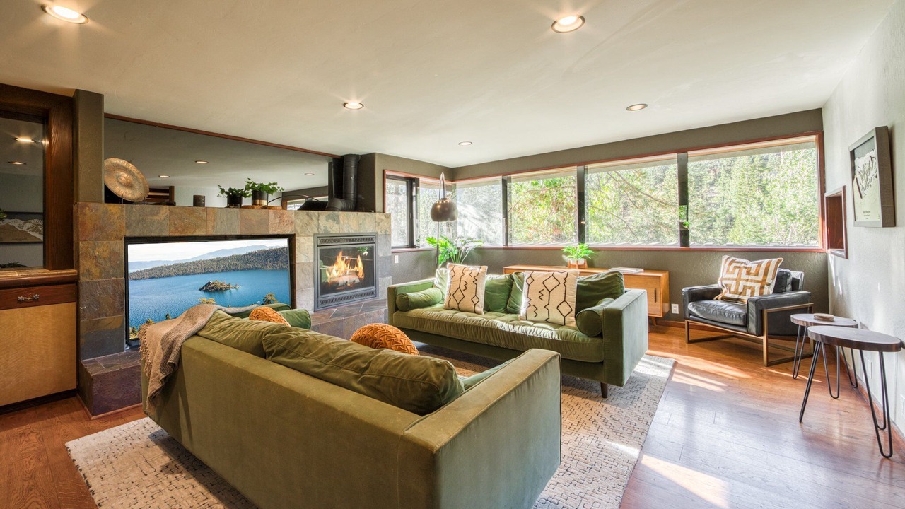 Photo of Livingroom in Alpine Meadows