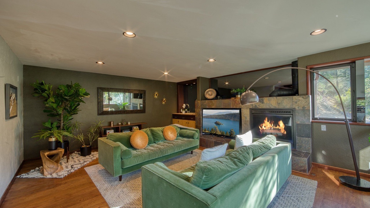 Photo of Livingroom in Alpine Meadows