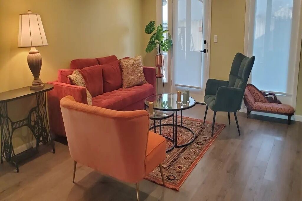 Photo of Livingroom in Exeter