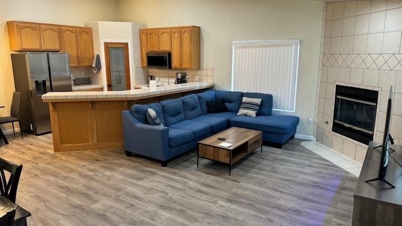 Photo of Livingroom in Frazier Park