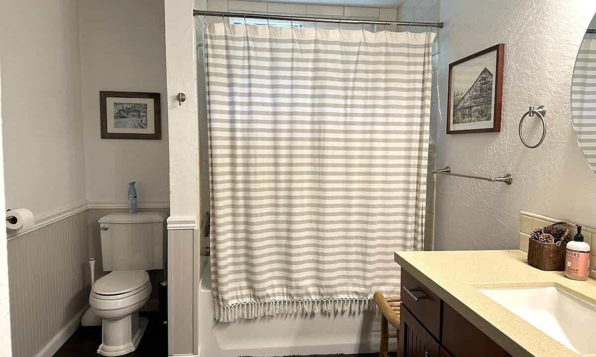 Photo of Bathroom in Twain Harte