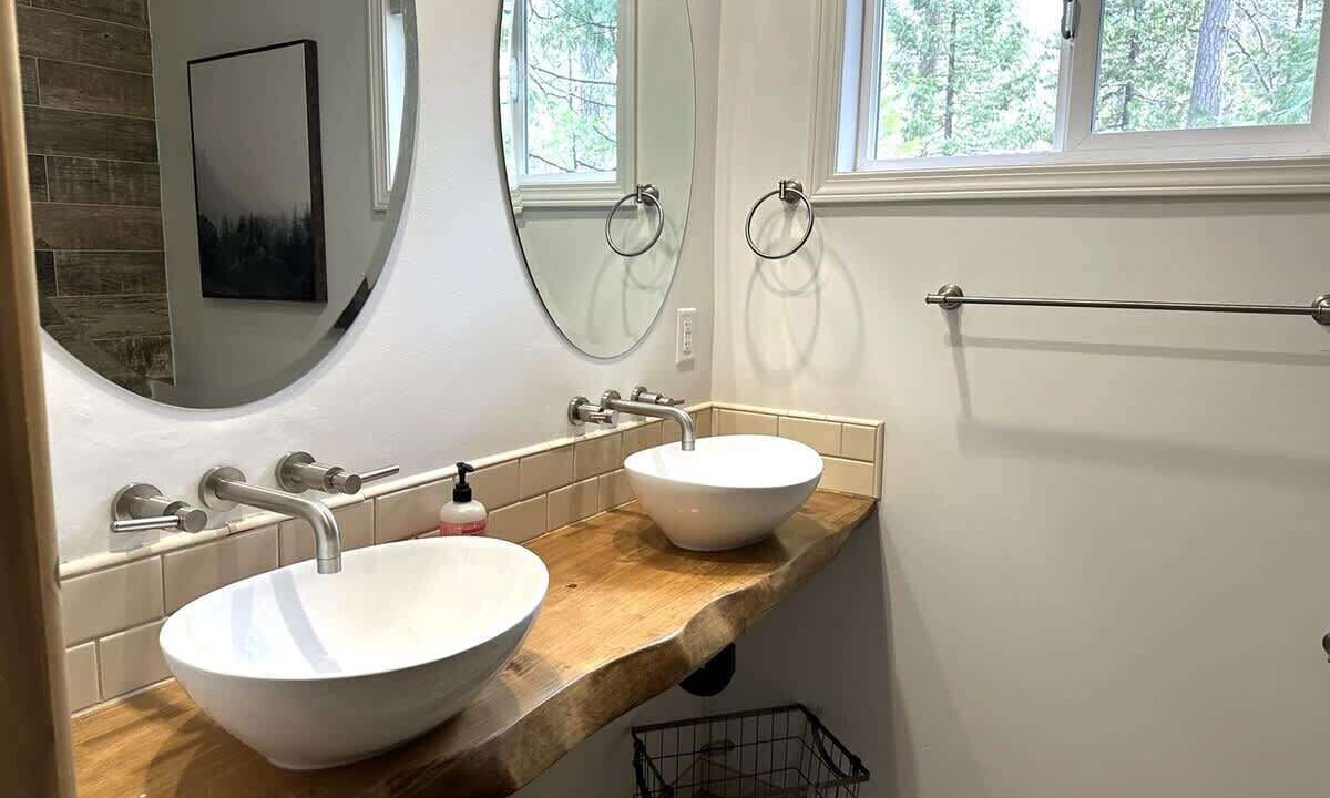 Photo of Bathroom in Twain Harte