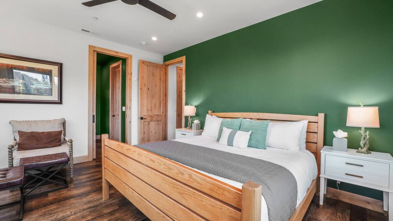 Photo of Bedroom in Tahoe Village