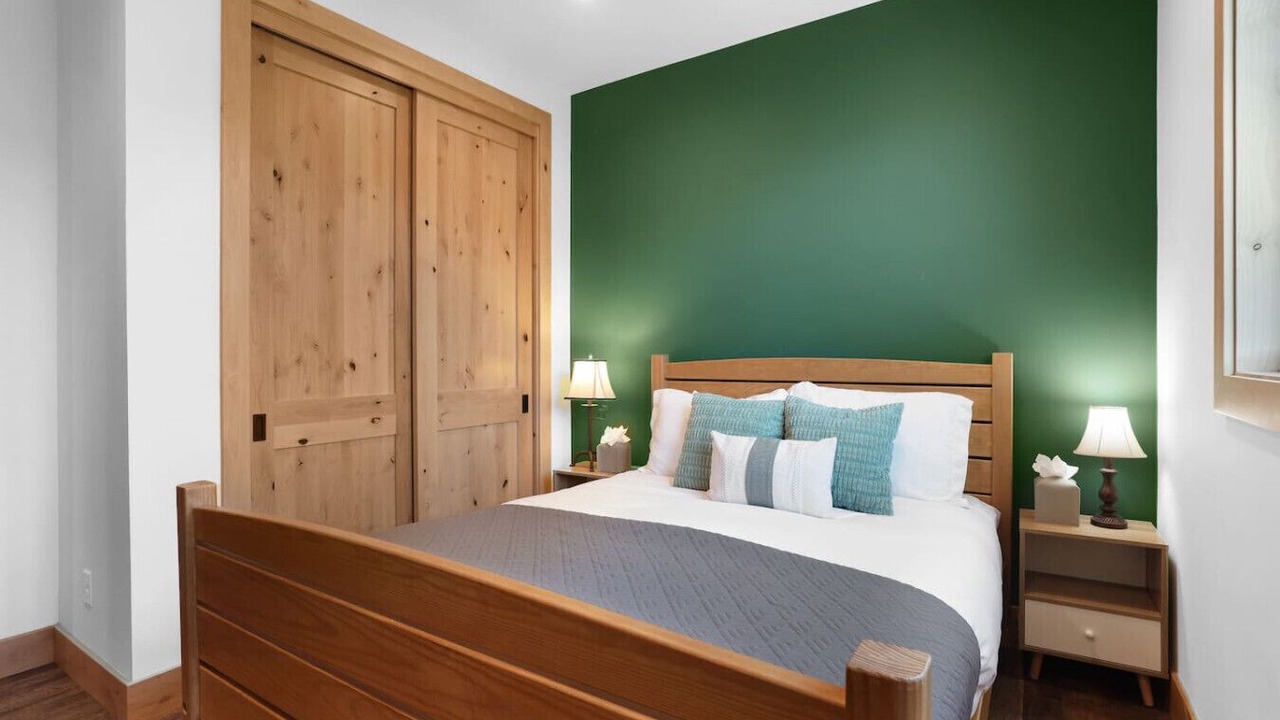 Photo of Bedroom in Tahoe Village