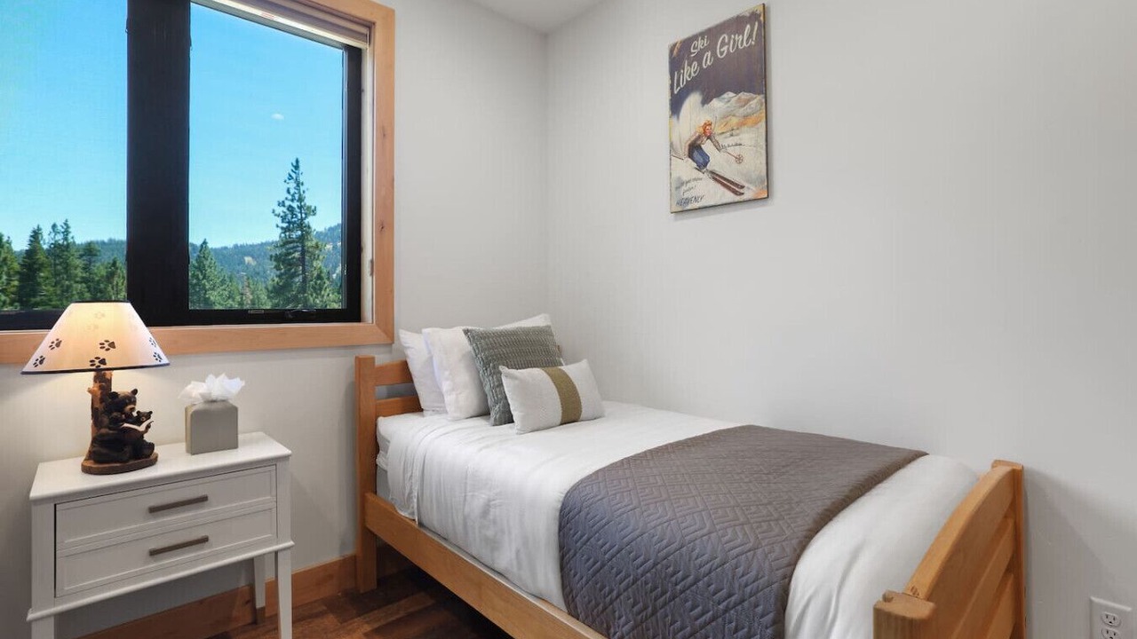 Photo of Bedroom in Tahoe Village