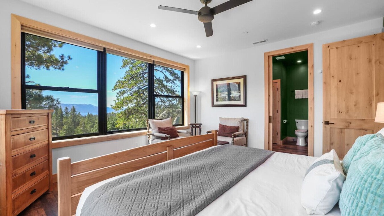Photo of Bedroom in Tahoe Village