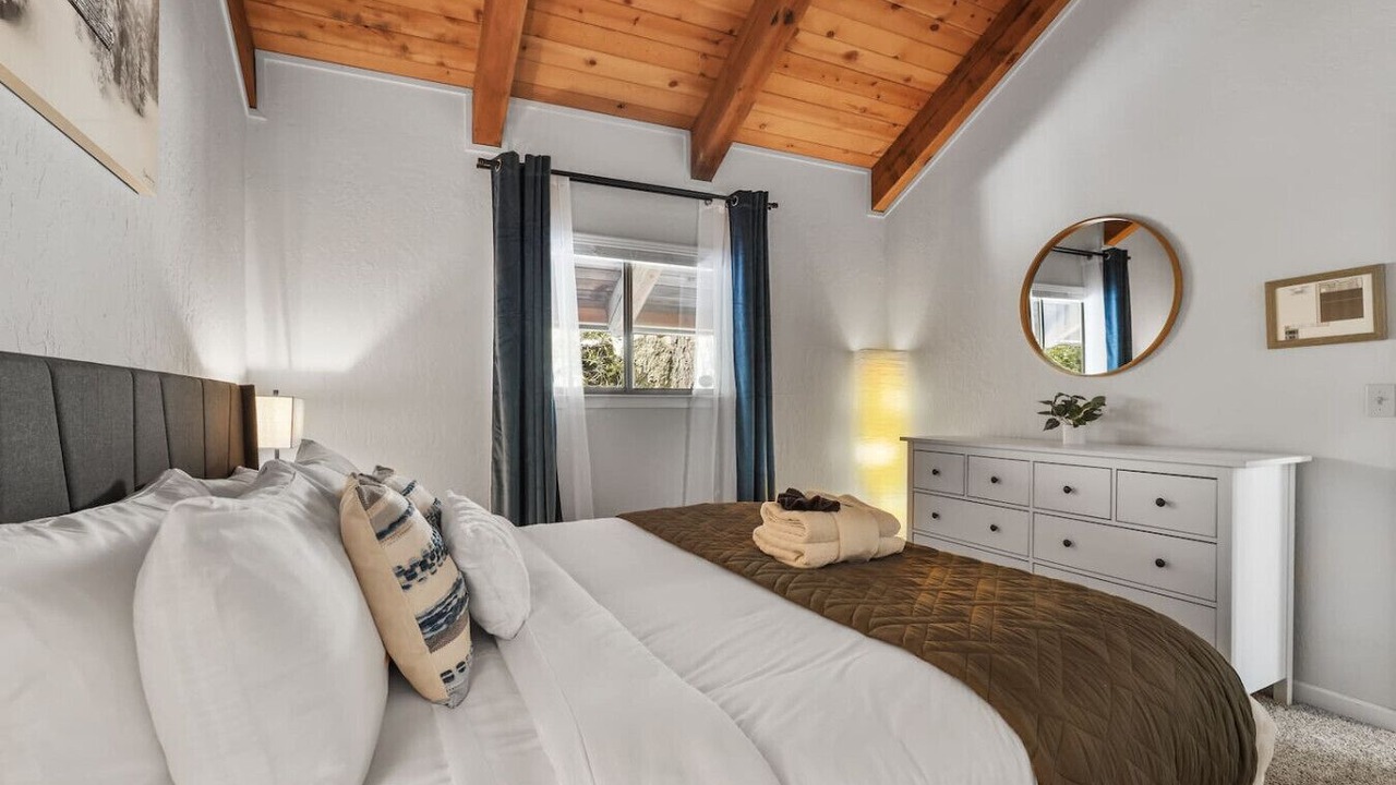Photo of Bedroom in Tahoe Village
