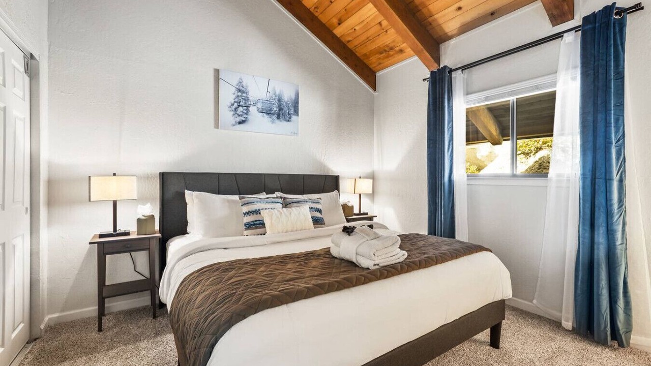 Photo of Bedroom in Tahoe Village