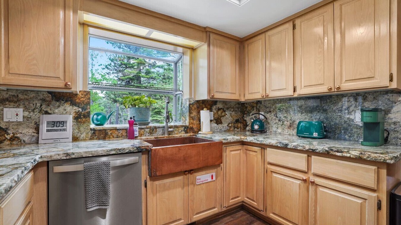 Photo of Kitchen in North Upper Truckee
