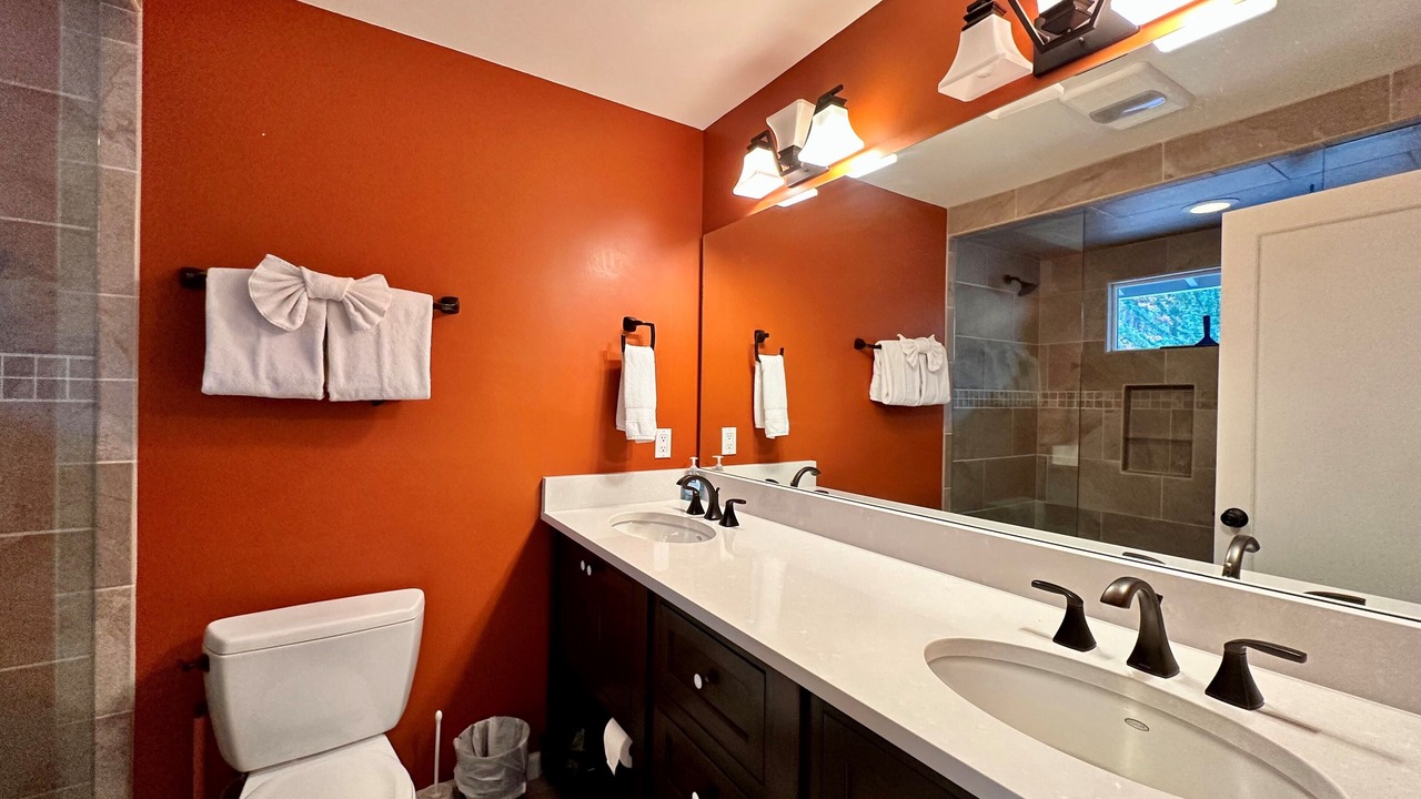 Photo of Bathroom in Skyland
