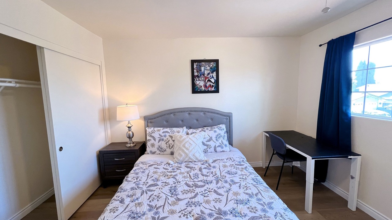 Photo of Bedroom in Azusa