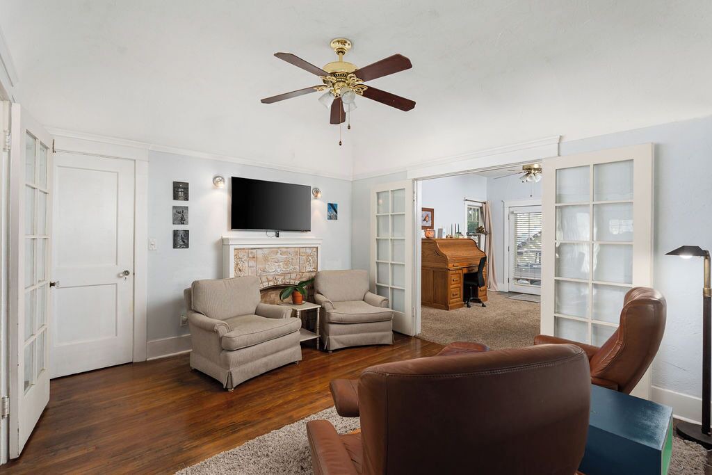 Photo of Livingroom in Riviera - Westchester