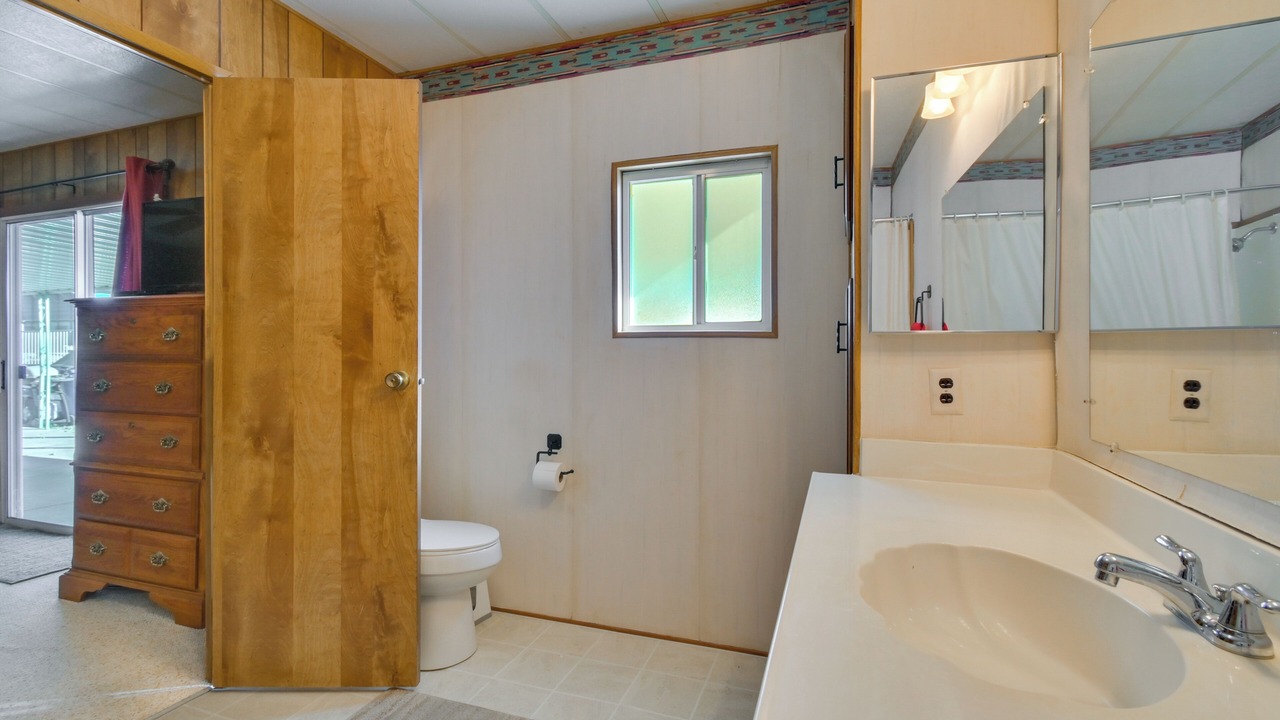 Photo of Bathroom in Desert Hills