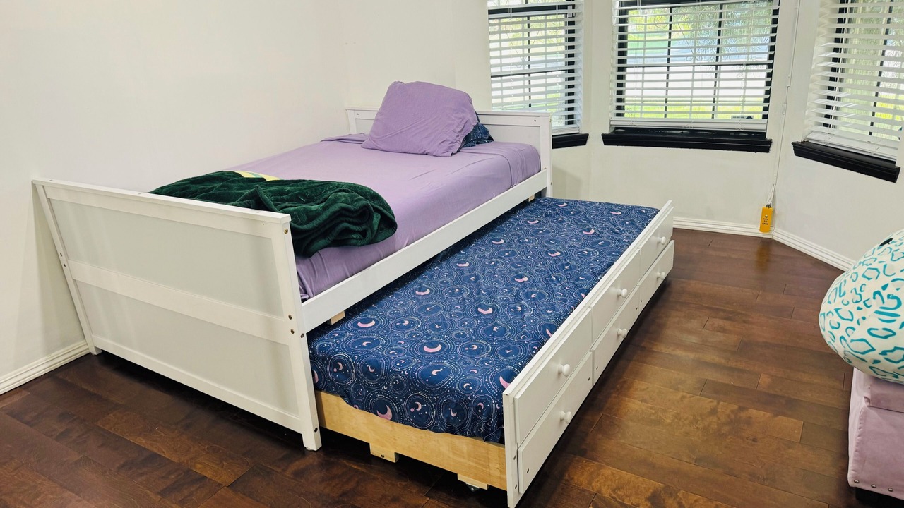 Photo of Bedroom in Bakersfield