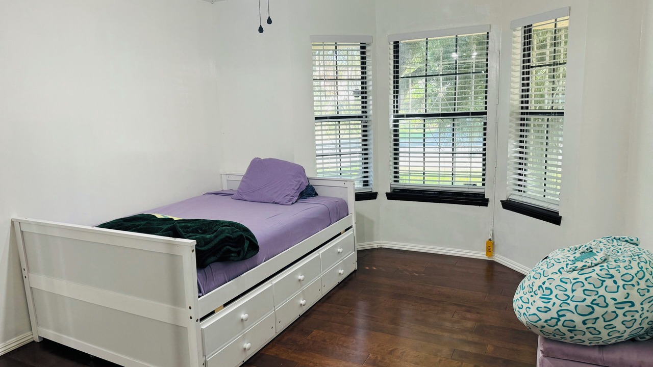 Photo of Bedroom in Bakersfield
