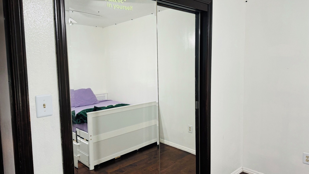 Photo of Bedroom in Bakersfield
