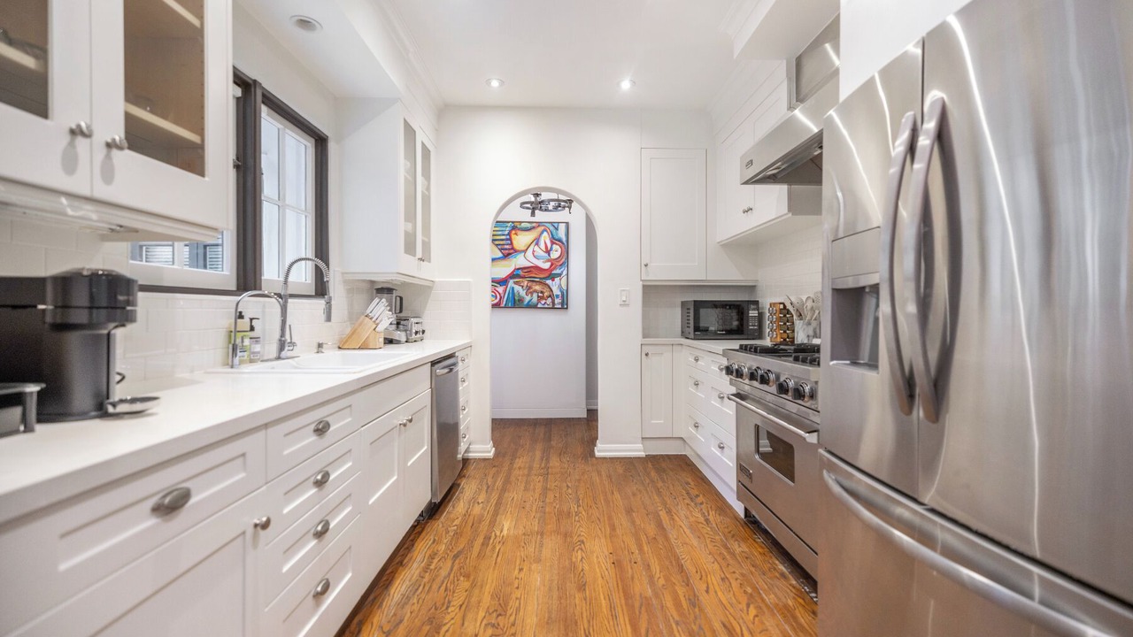 Photo of Kitchen in Hollywood Hills West