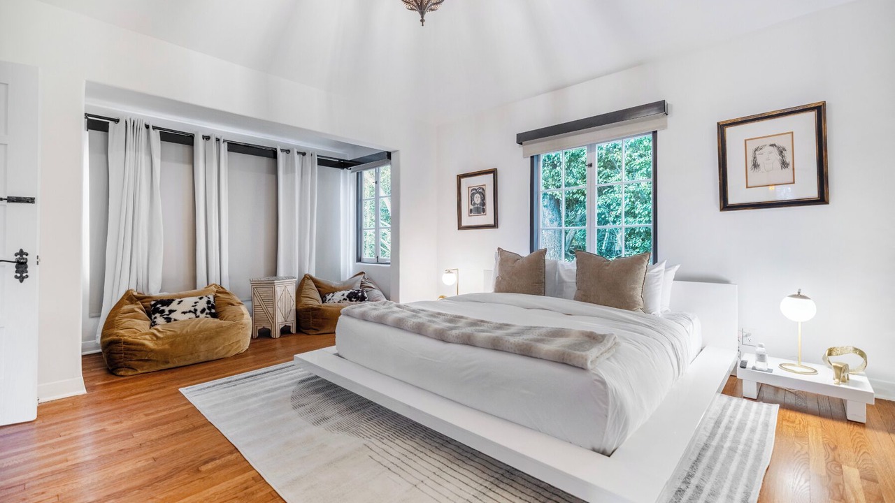 Photo of Bedroom in Hollywood Hills West