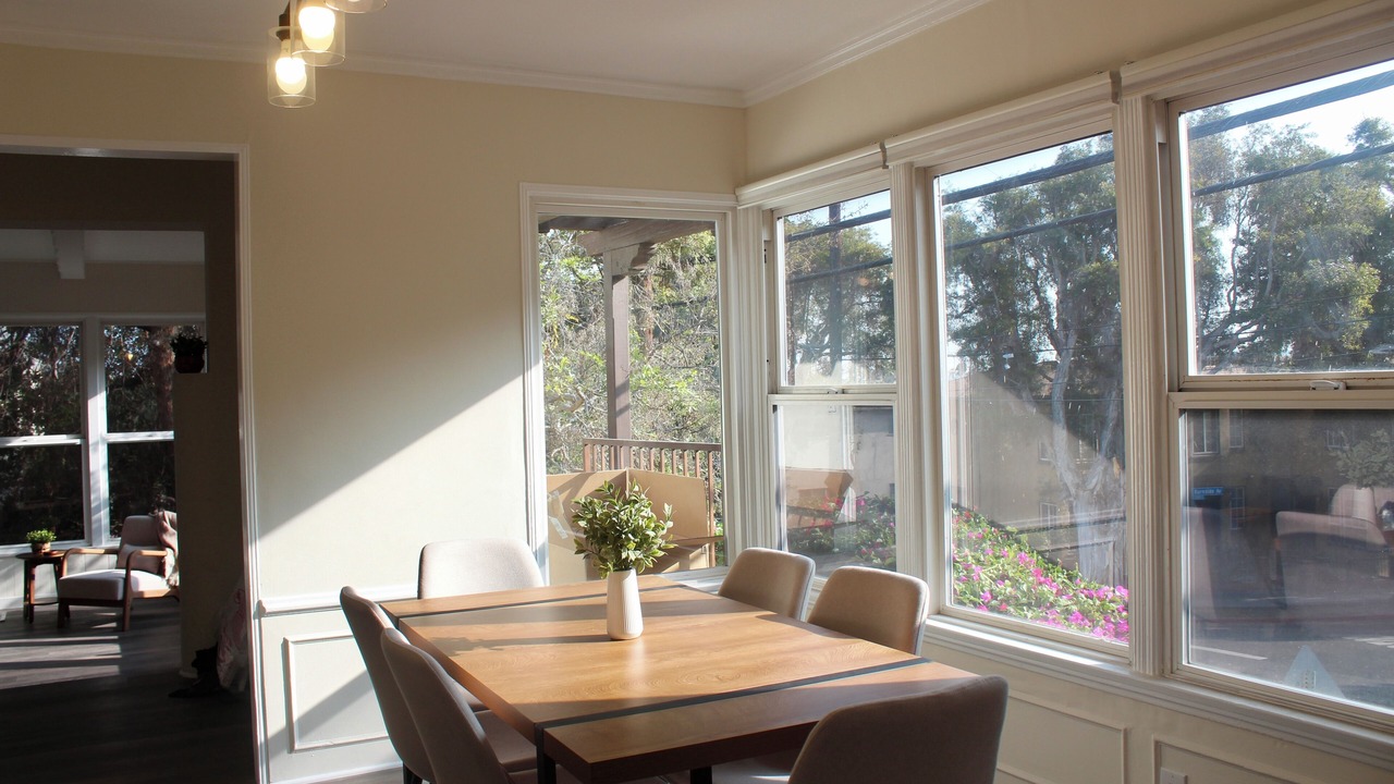 Photo of Bedroom in Mid-Wilshire