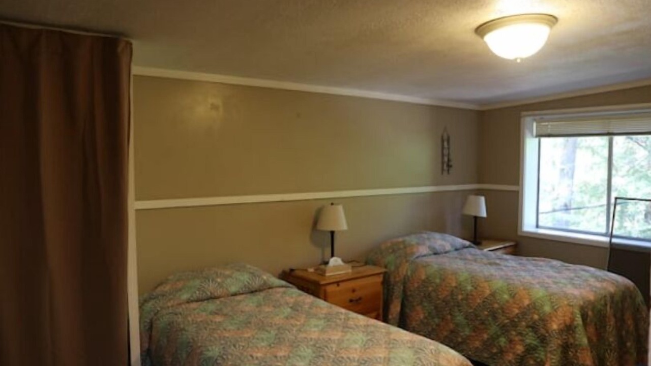 Photo of Bedroom in Garberville