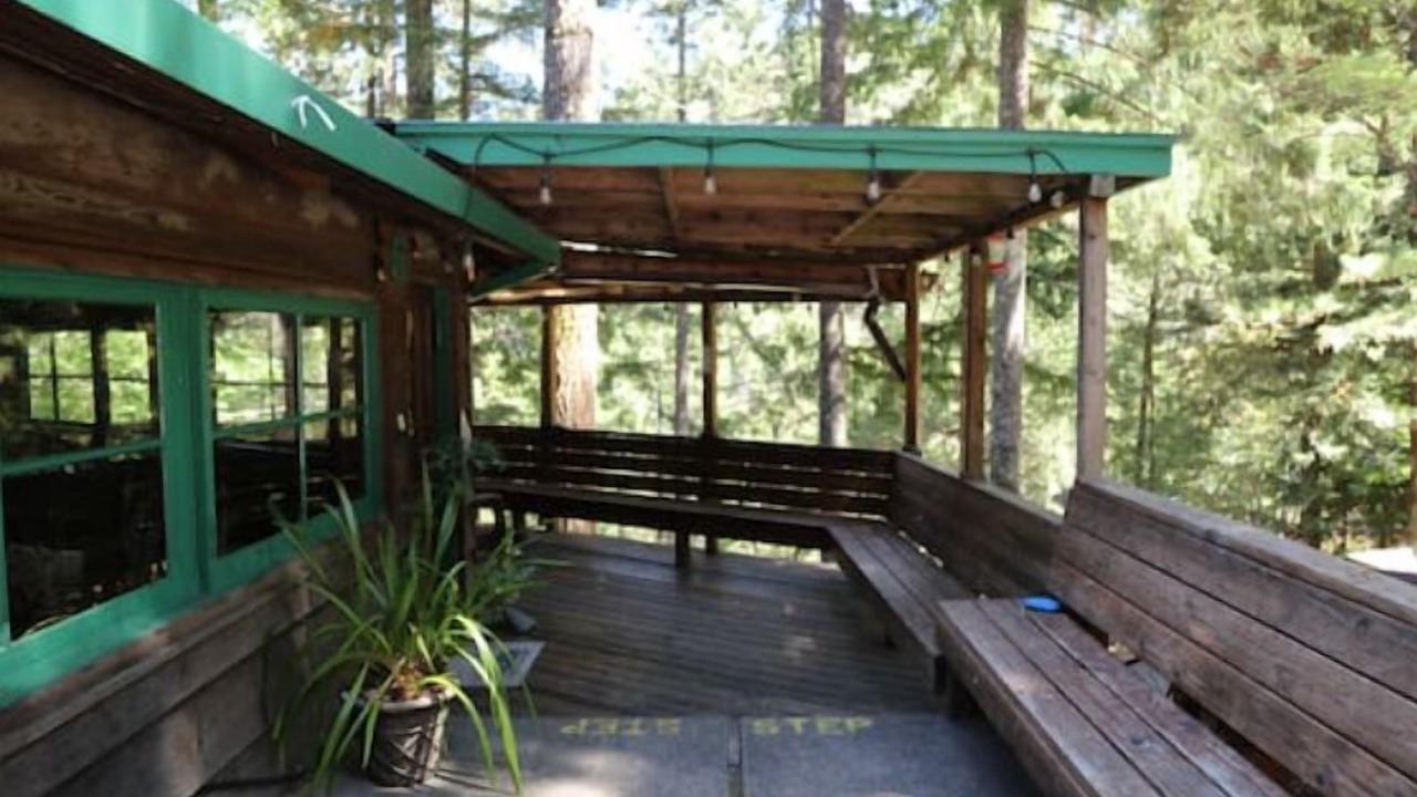 Photo of Patio Balcony in Garberville