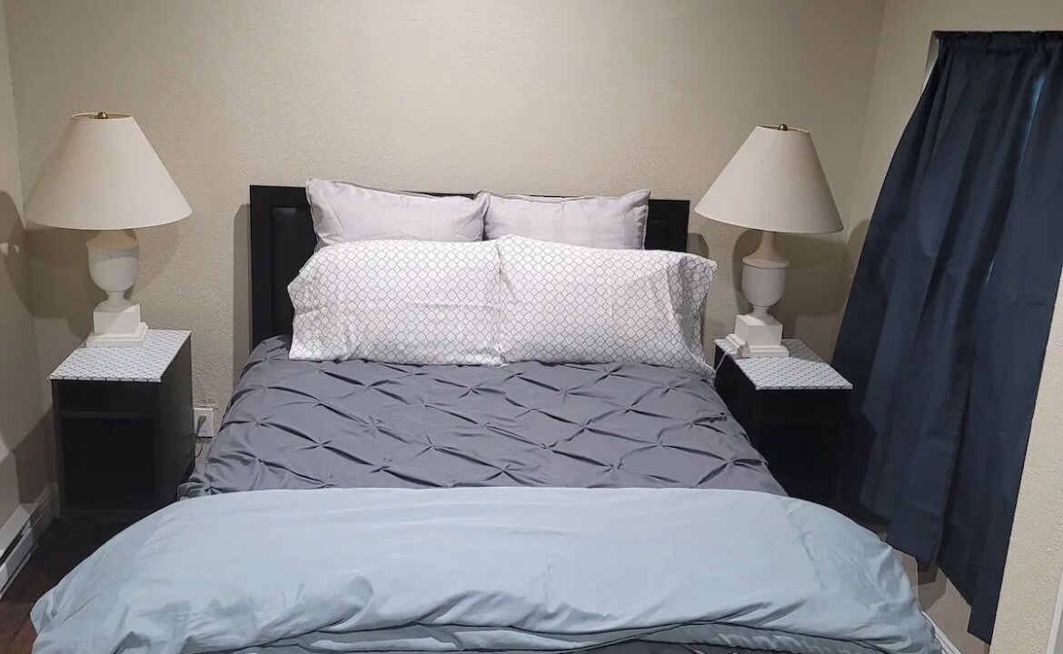Photo of Bedroom in Oakland