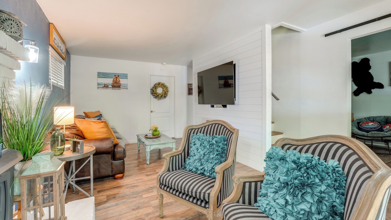 Photo of Livingroom in Mi-Wuk Village