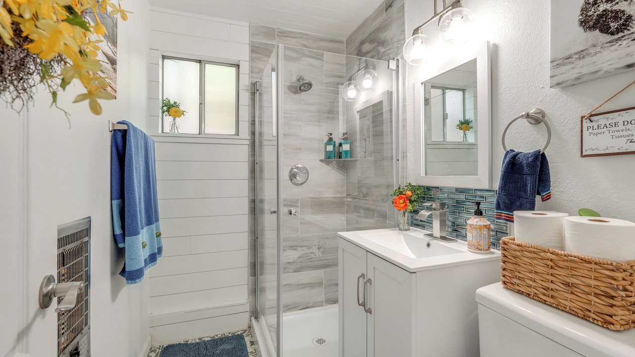 Photo of Bathroom in Mi-Wuk Village