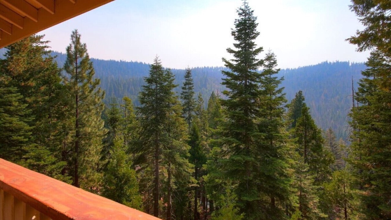 Photo of Outdoor in Yosemite West