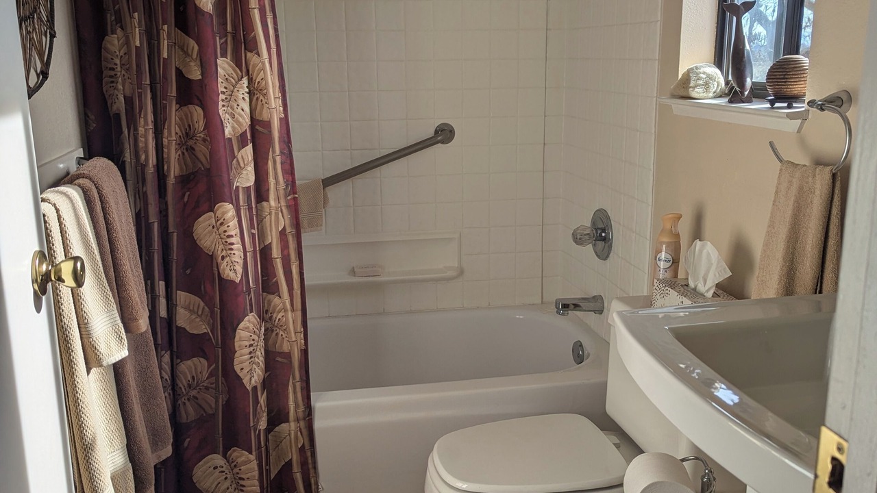 Photo of Bathroom in Castro Valley