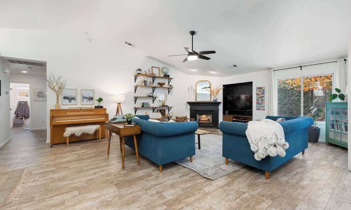 Photo of Livingroom in Visalia