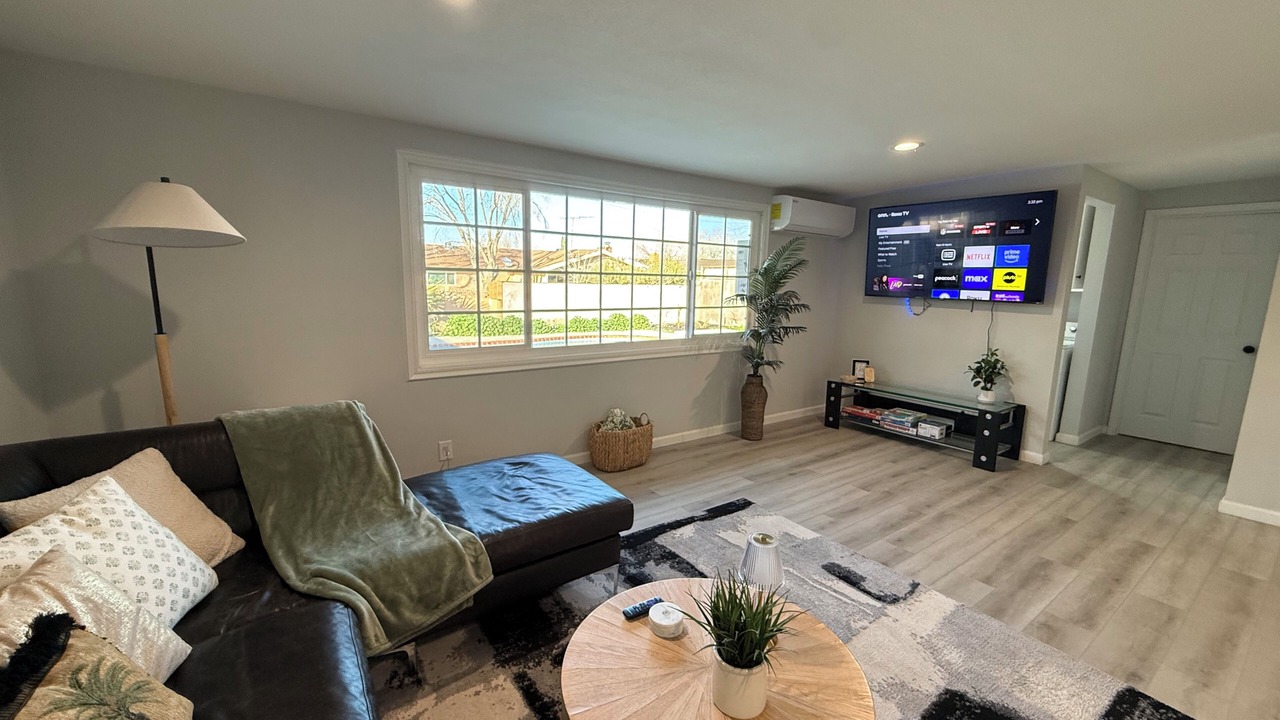 Photo of Livingroom in Lancaster