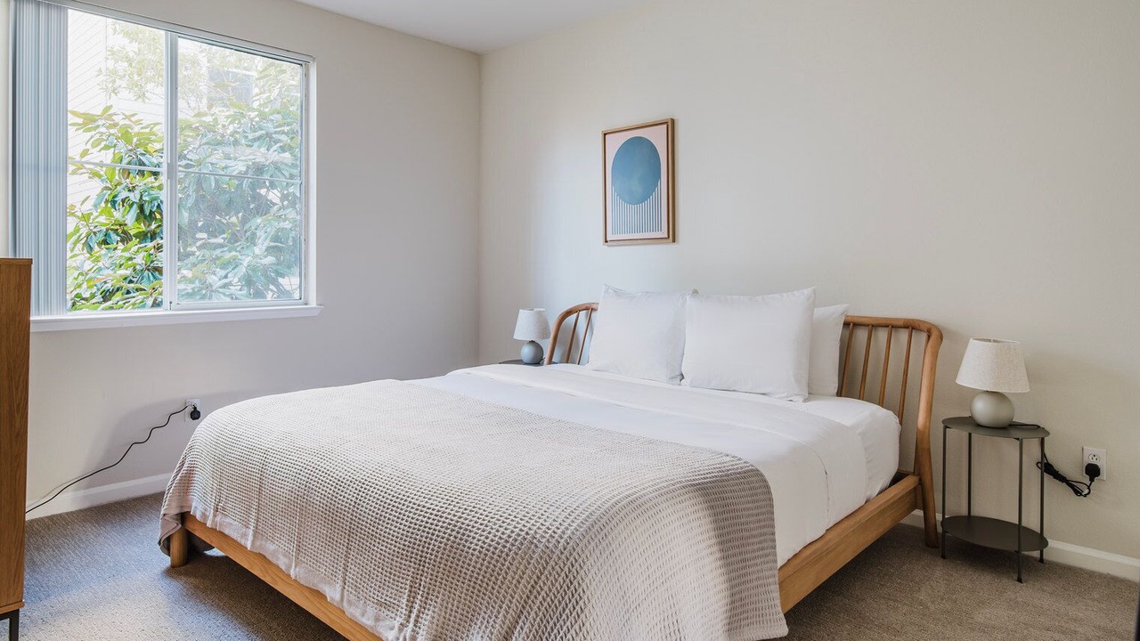 Photo of Bedroom in Central San Mateo