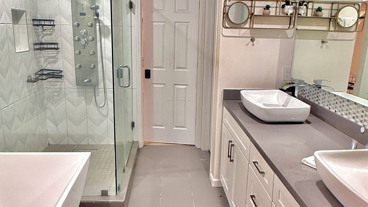 Photo of Bathroom in Merced