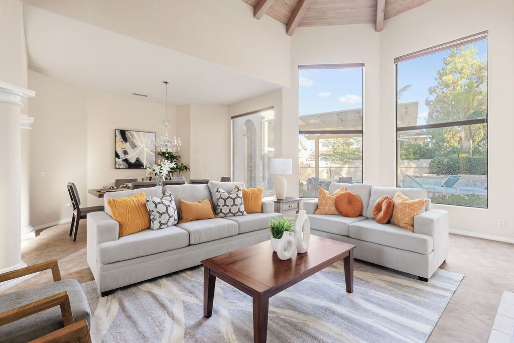 Photo of Livingroom in Huntington Beach