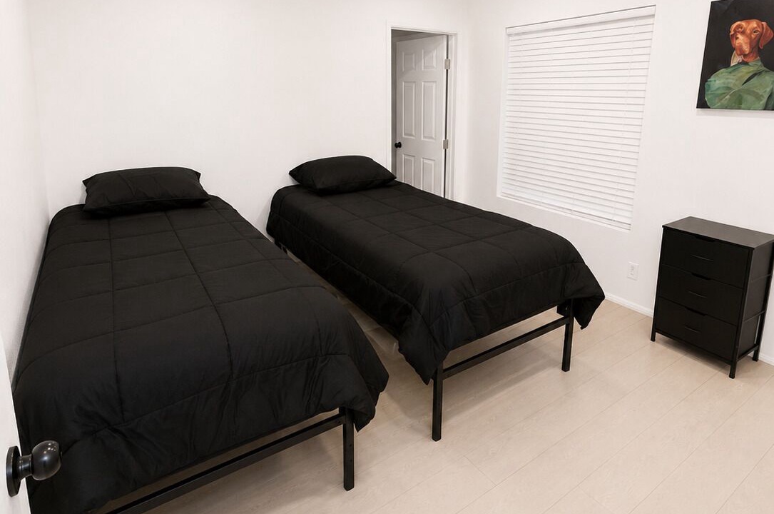Photo of Bedroom in Reseda