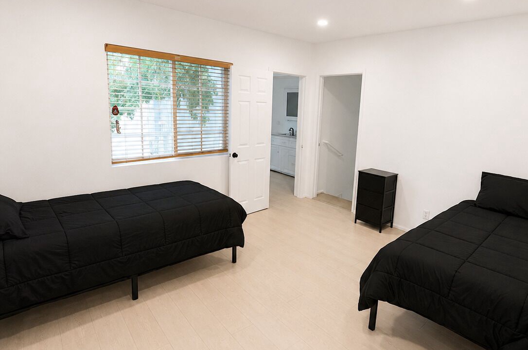Photo of Bedroom in Reseda