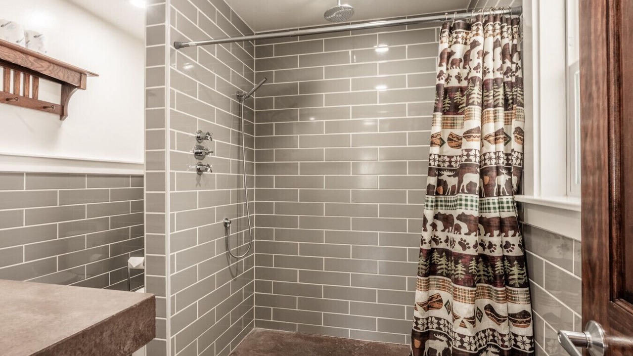Photo of Bathroom in June Lake