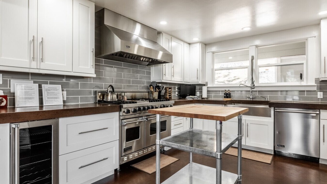 Photo of Kitchen in June Lake