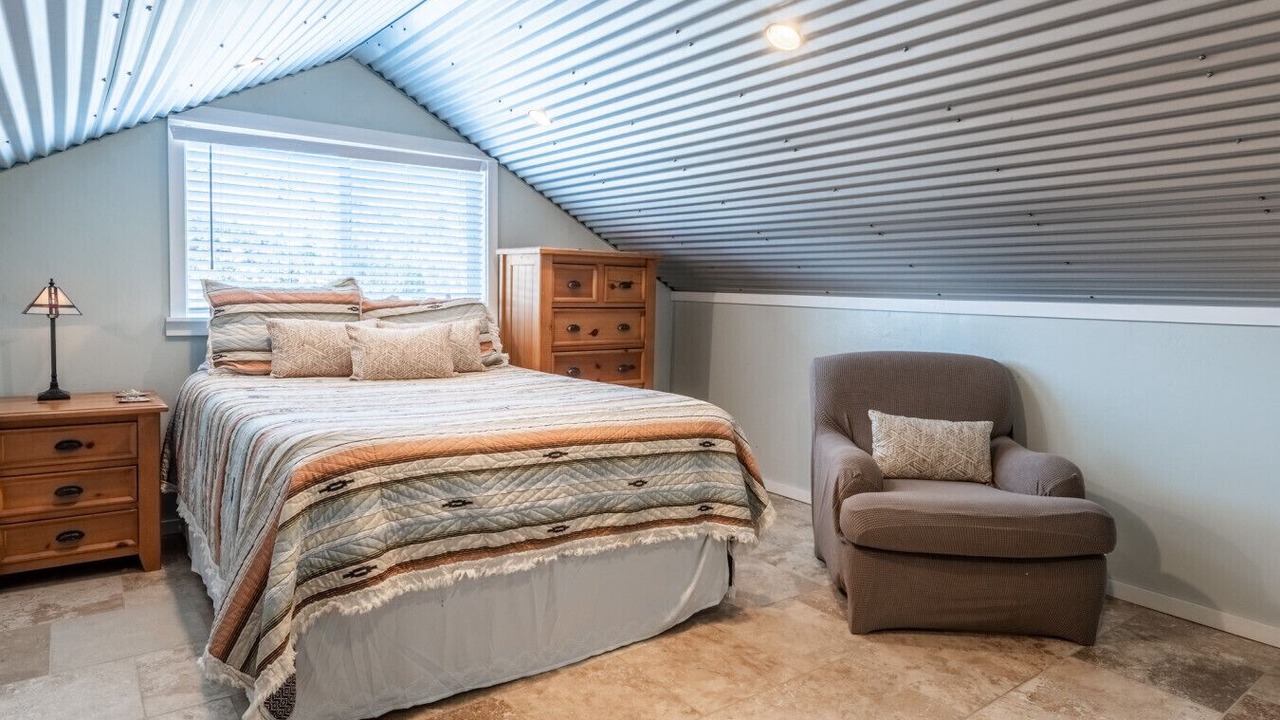 Photo of Bedroom in June Lake