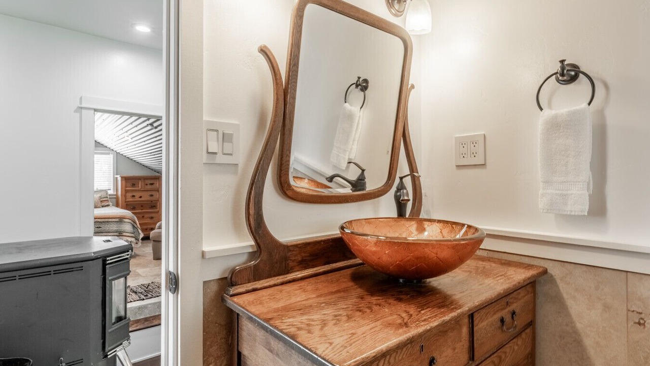 Photo of Bathroom in June Lake