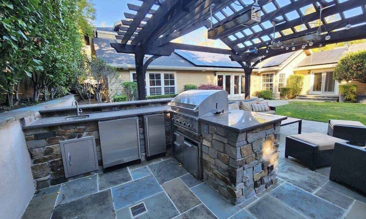 Photo of Patio Balcony in Monterey Ter