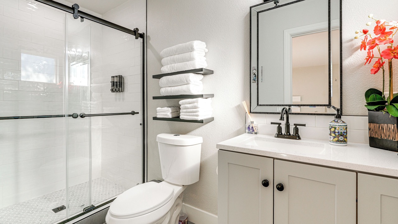 Photo of Bathroom in Del Rey Oaks